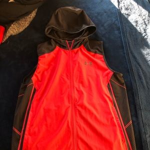 Under Armour Men’s Vest with good